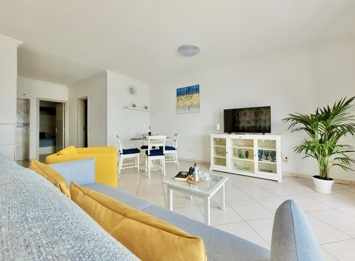 Blue Coast Bellavista Apartment ปูแอร์โตเดลาครูซ ภายนอก รูปภาพ